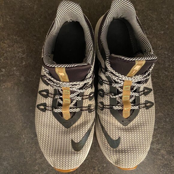 Nike Quest SE Running Shoes - Size 8 - Picture 6 of 10